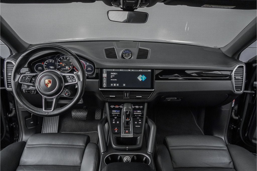 Porsche Cayenne Coupé 3.0 E-Hybrid Sport Chrono Memory 360, Auto's, Porsche, Gebruikt, 2995 cc, Zwart, Bedrijf
