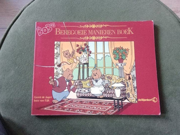 Bob's Bergoeie Manieren Boek - De Bijenkorf, Boeken, Eén stripboek, Ophalen of Verzenden, Zo goed als nieuw, Gerrit de Jager & Inez van Eijk