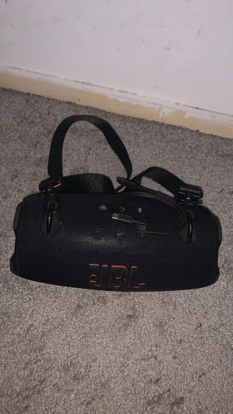 Jbl box groot zwart, Ophalen of Verzenden, Gebruikt, Zwart