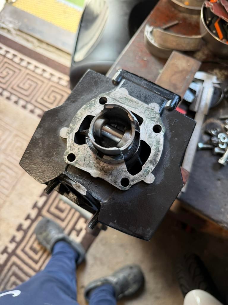 Honda mt zeta cillinder 50 snel, Ophalen of Verzenden, Zo goed als nieuw, Uitlaat, Overige merken