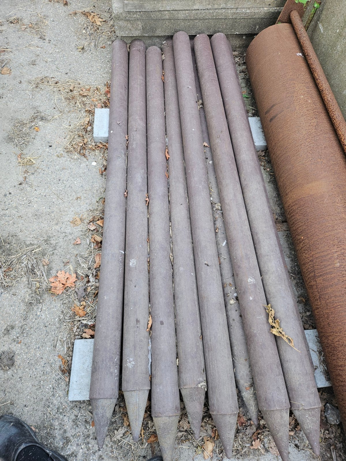 kunstof palen, Ophalen, Zo goed als nieuw, 180 tot 250 cm, Palen