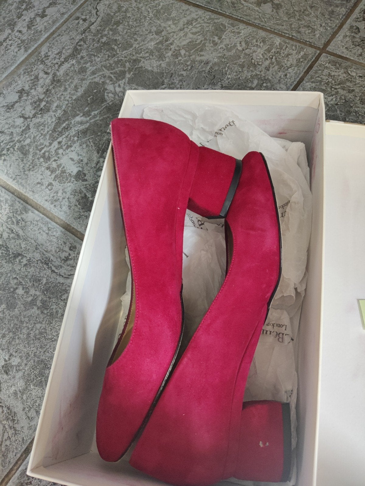 L.K. Bennett suède pumps maat 38, Pumps, L.K. Bennett, Ophalen of Verzenden, Zo goed als nieuw