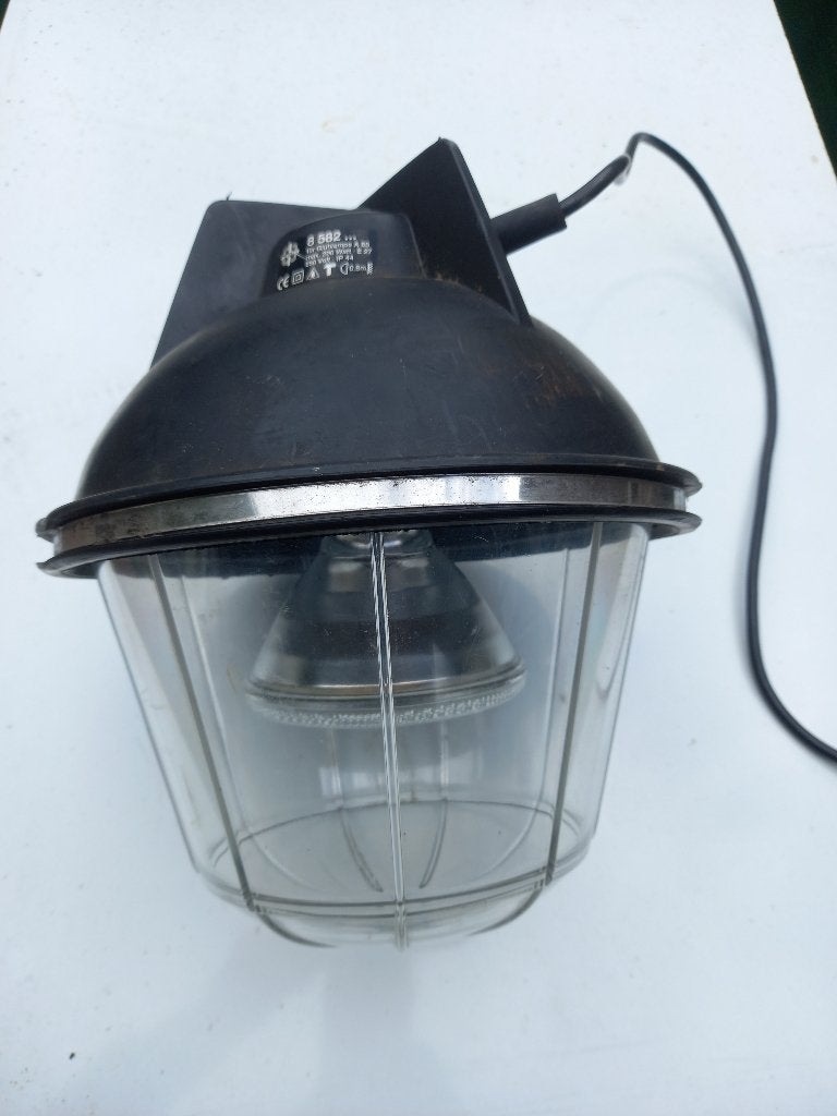 Stallamp waterdichtelamp, Dieren en Toebehoren, Ophalen of Verzenden, Zo goed als nieuw, Veelzijdigheid