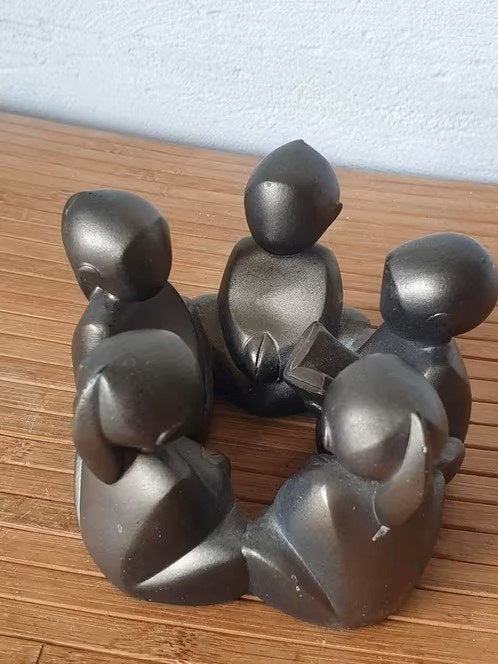 Parastone atelier beeldje emotion JONGEN LEEST VOOR, Ophalen