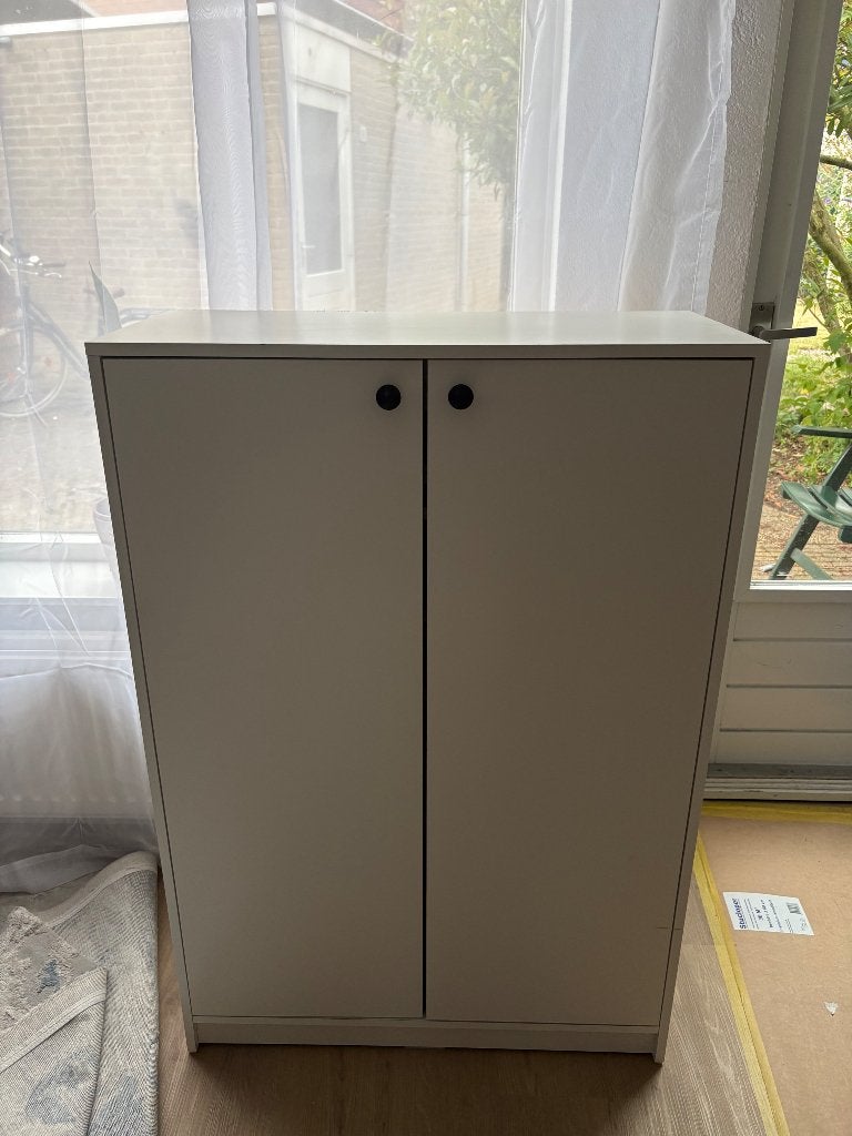 Shoe cabinet, Ophalen, Gebruikt