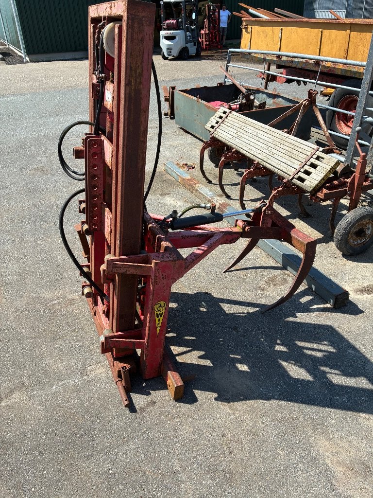 Te koop wifo hefmast met wifo balenklem en een grondschaaf, Ophalen, Akkerbouw, Weidebouw