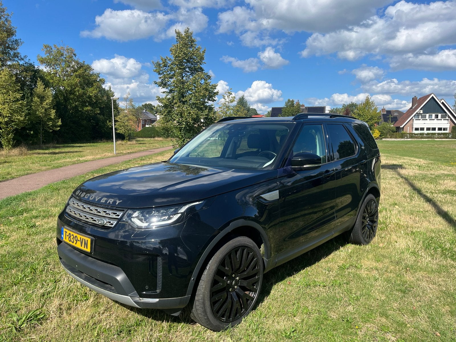 Land Rover Discovery 2.0 Si4 300pk Aut 2018, Auto's, 4 cilinders, 3000 kg, Zwart, Discovery