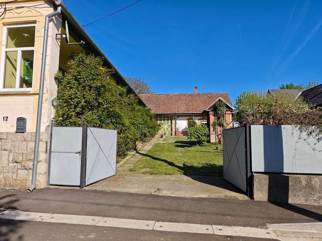 Huis te koop in Hongarije, Huizen en Kamers, Dorp, Verkoop zonder makelaar, 152 m², Mágocs