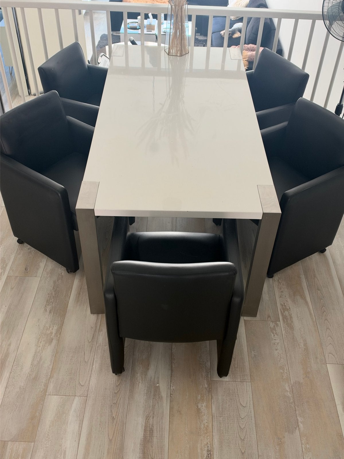 TABLE WITH ARMCHAIRS, Ophalen, Gebruikt, 50 tot 100 cm, Vijf personen of meer