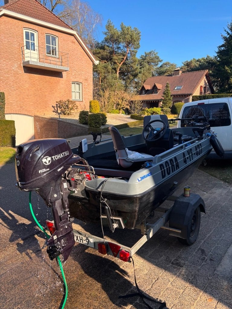 (Vis)boot in zeer nette staat, Watersport en Boten, Motorboten en Motorjachten, Gebruikt, Polyester, Benzine, Buitenboordmotor