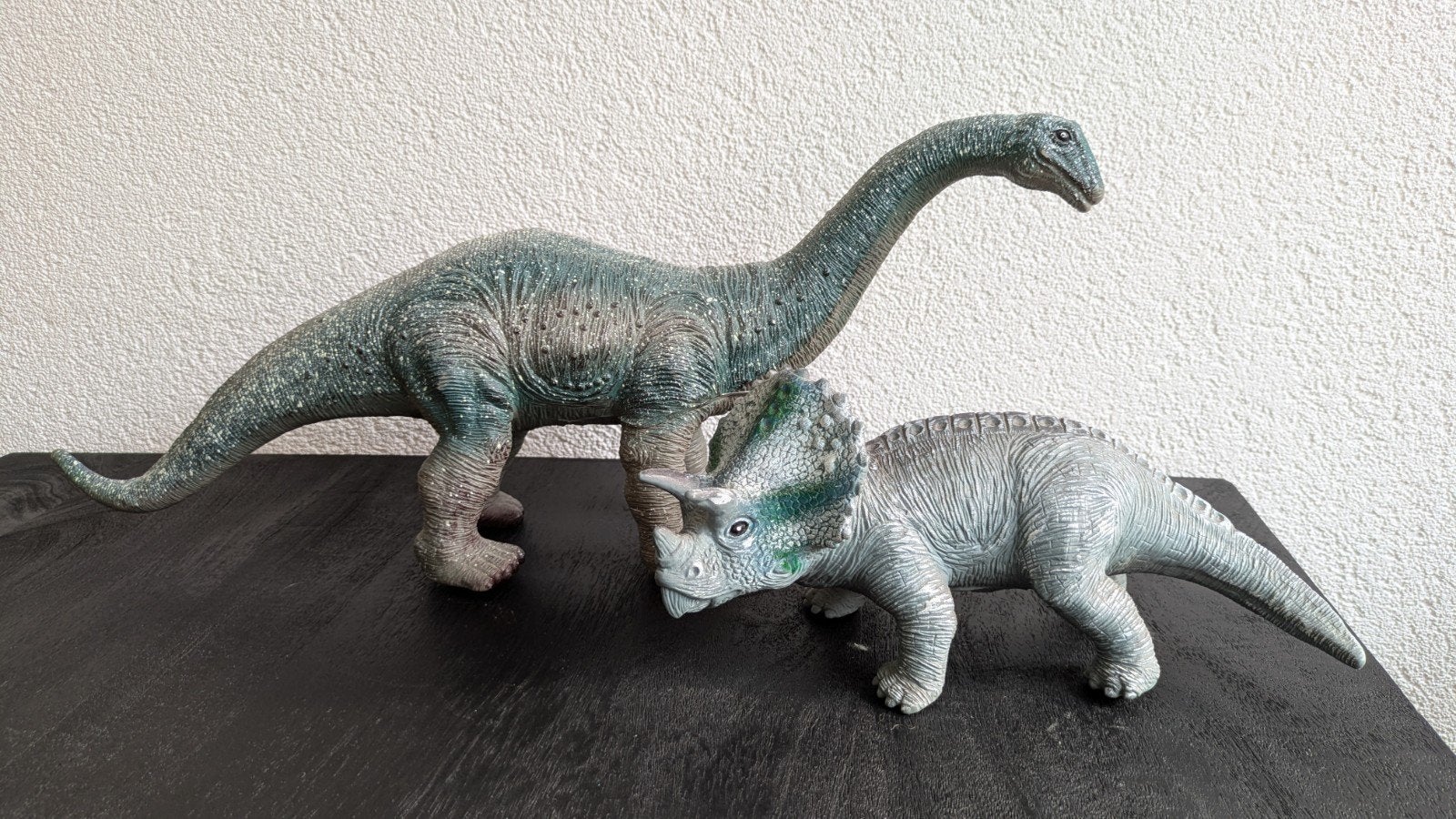 2 grote dino's, Ophalen, Zo goed als nieuw, Beeldje of Figuurtje