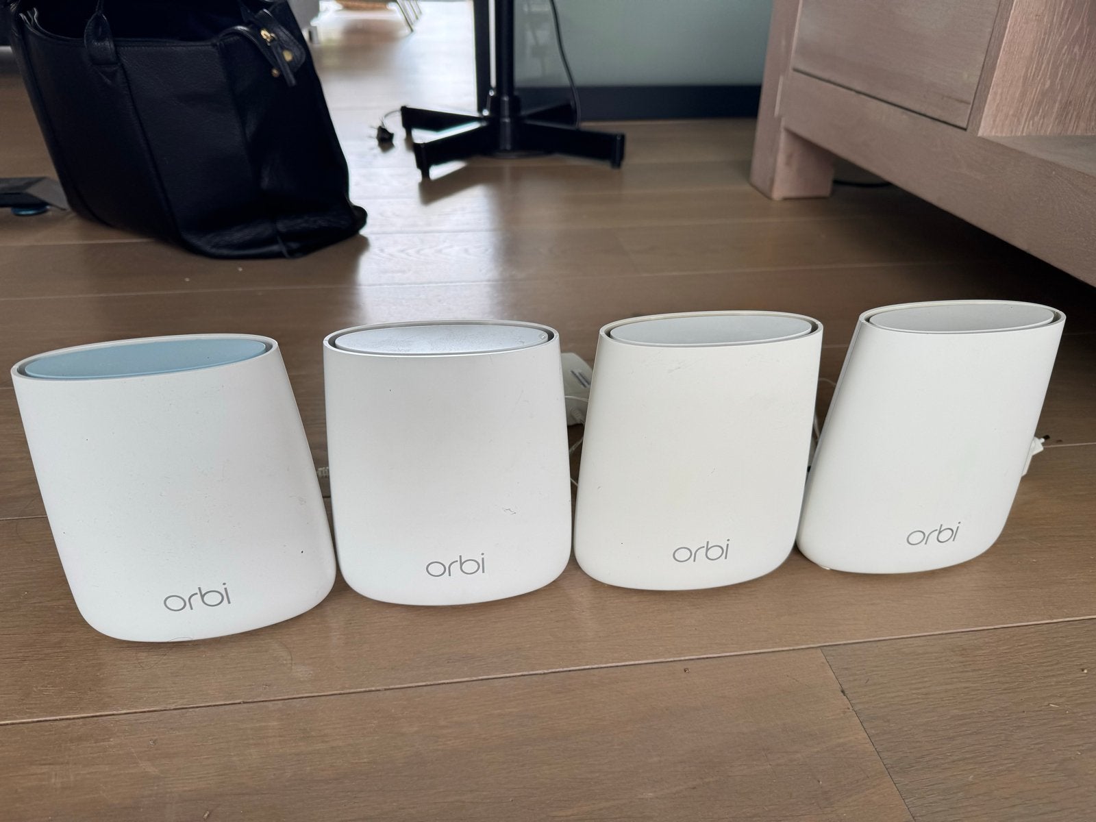 Netgear Orbi wifi mesh systeem (router en 3 satelieten), Computers en Software, Ophalen of Verzenden, Zo goed als nieuw, Router