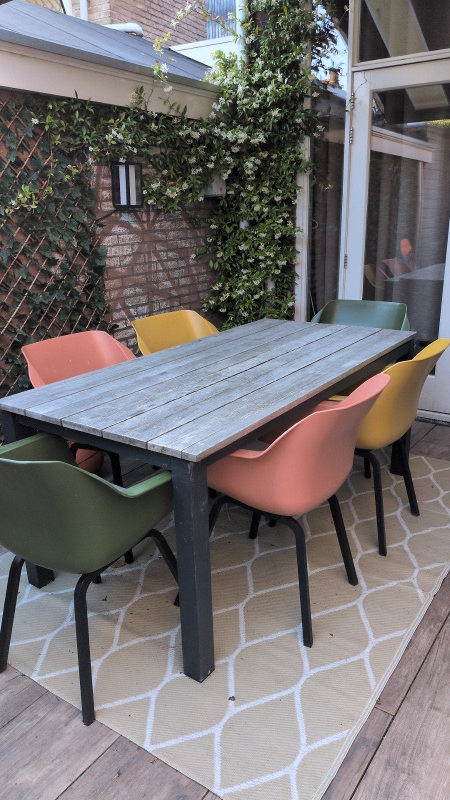 6 kuipstoeltjes groen, geel, zalm met optionele tafel, Huis en Inrichting, Stoelen, Ophalen, Gebruikt, Overige kleuren, Metaal