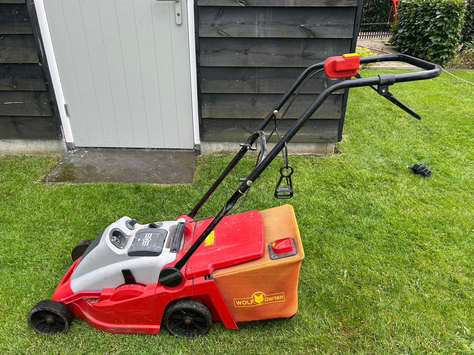 Wolf-Garten Hybrid Power 37 Grasmaaier met Accu en Oplader, Tuin en Terras, Grasmaaiers, Ophalen, Cirkelmaaier, Gebruikt, Accu-grasmaaier