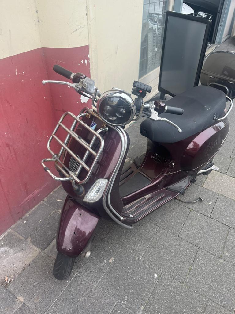Vespa lxv, Ophalen of Verzenden, Zo goed als nieuw, Benzine, Overige modellen