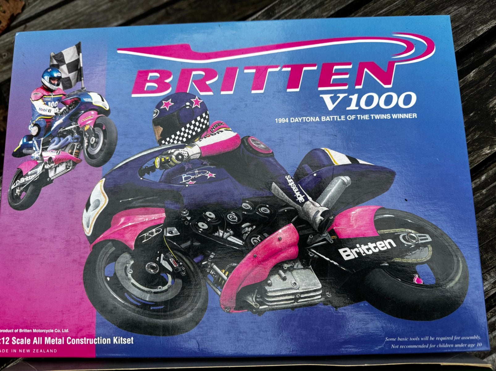 Britten V1000 schaalmodel motor, Ophalen of Verzenden, Nieuw, Groter dan 1:32