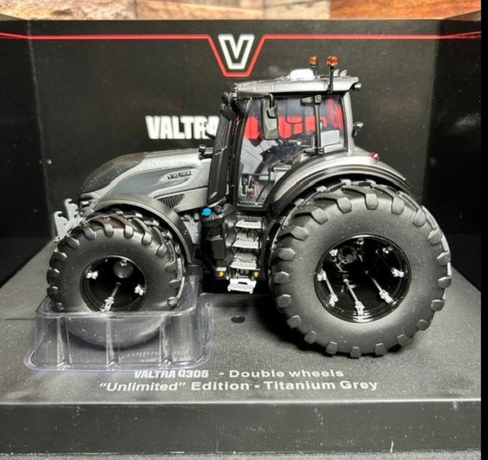 Valtra Q305 Met Dubbellucht limited Edition 1000st   UH, Ophalen of Verzenden, Nieuw, Tractor of Landbouw, Universal Hobbies