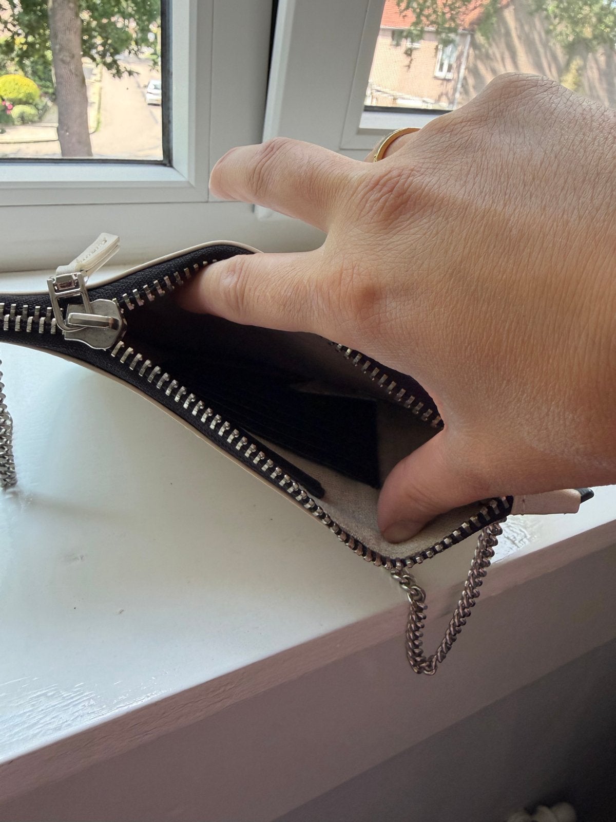 Mango tasje met ketting - Beige/Zwart, Ophalen of Verzenden, Gebruikt, Beige, Schoudertasje