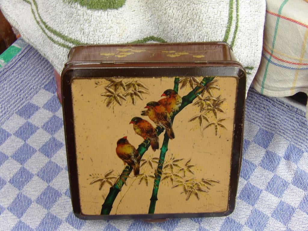 oud blik/ koekjesblik/ voorraaddoos met vogels/ theedoos, Ophalen of Verzenden