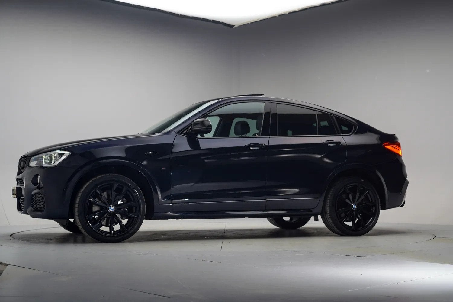 BMW X4 M40i High Executive [ Schuifdak Leder Navi prof. ], Auto's, Automaat, Automatische klimaatregeling, Gebruikt, 2000 kg