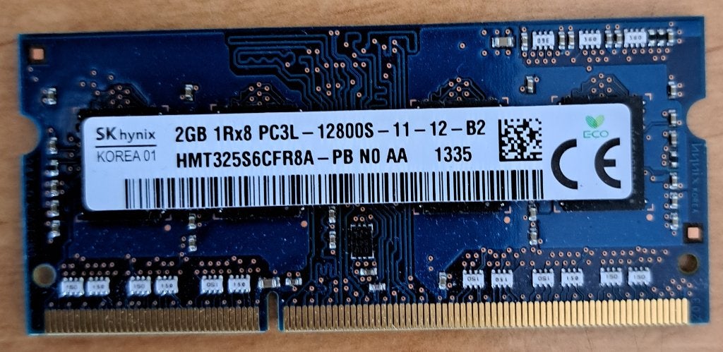 SK HYNIX 2GB 1Rx8 PC3L - 12800S-11-12-B2, Gebruikt, DDR3, Ophalen of Verzenden, Desktop
