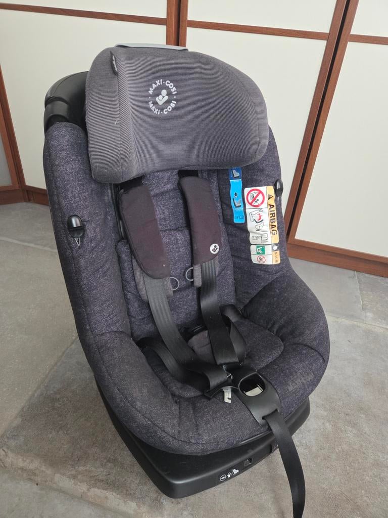 Maxi-Cosi AxissFix Plus autostoel (draait mee!), Ophalen, 0 t/m 18 kg, Zijbescherming, Zo goed als nieuw