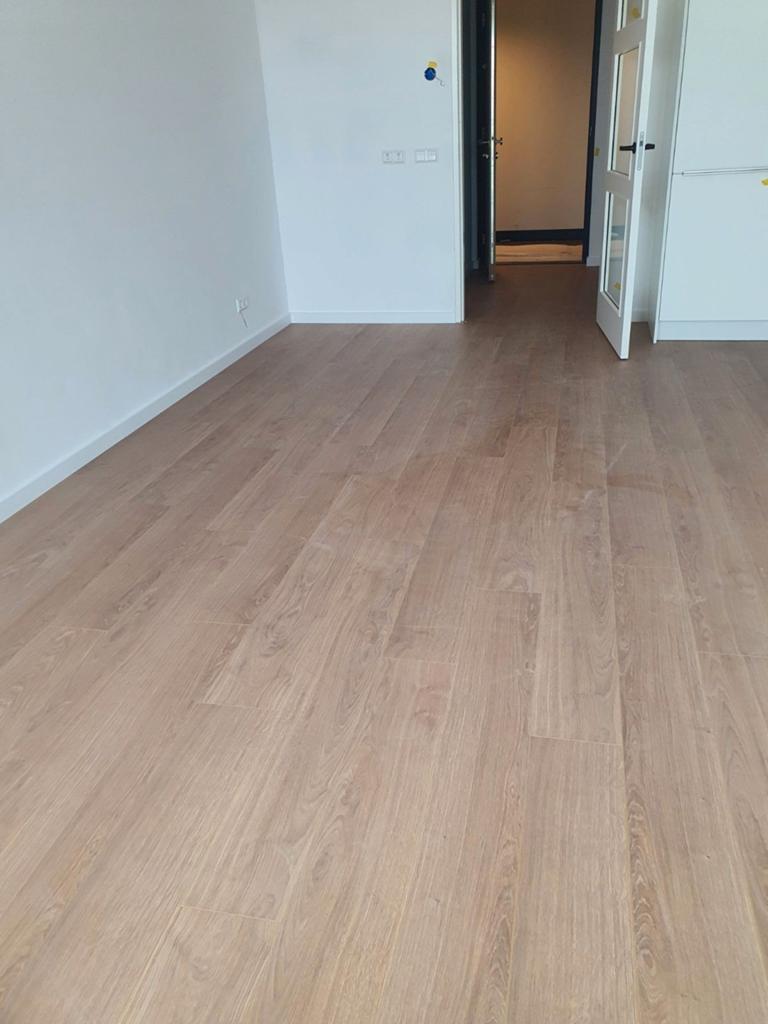 Laminaat legger heeft tijd, 50 tot 150 cm, Nieuw, Ophalen of Verzenden, 10 m² of meer