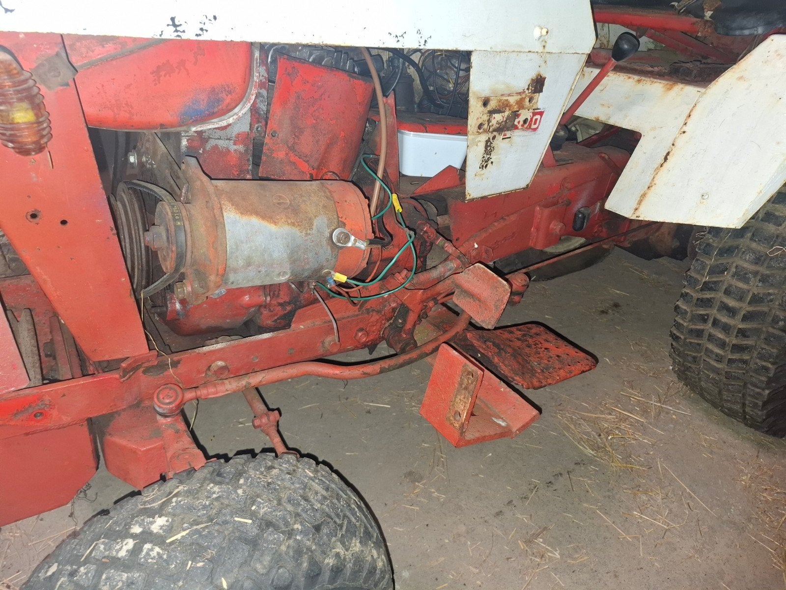 Gutbrod 1050 - Opknapper zonder front PTO, Ophalen