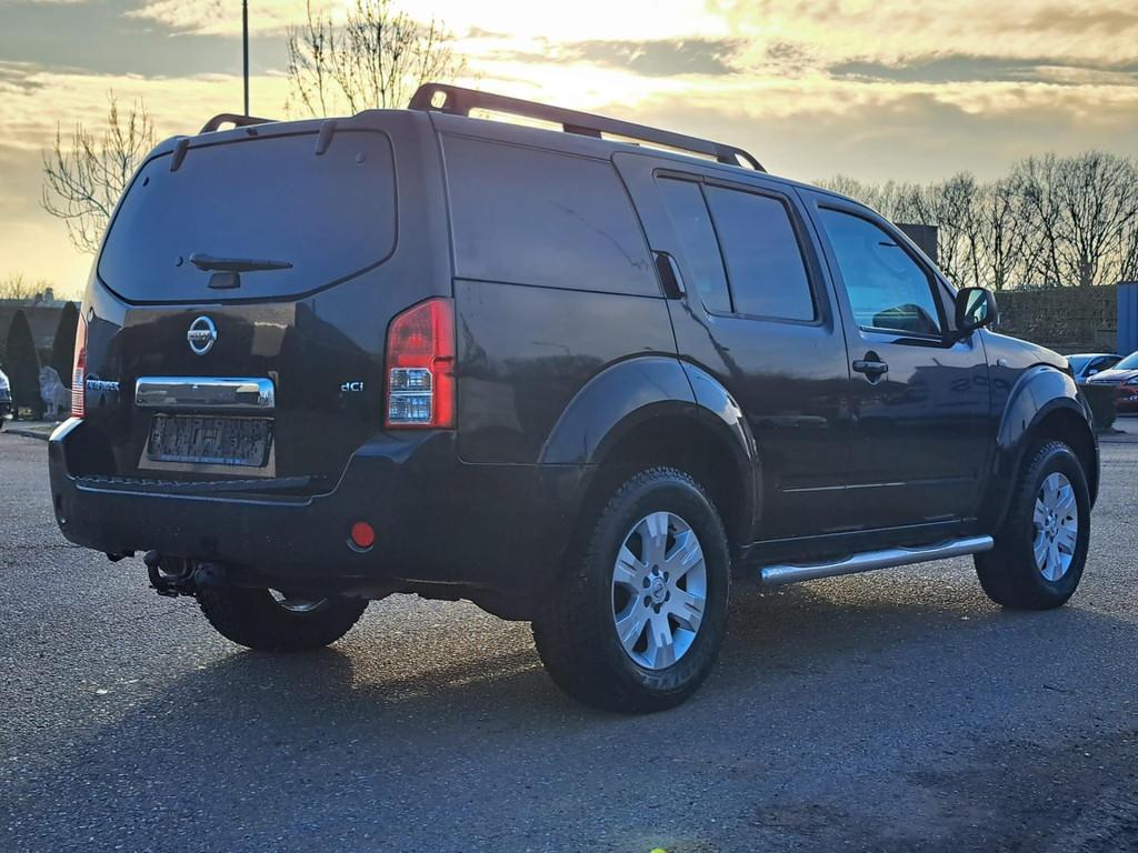 Nissan Pathfinder 2.5 SE Comfort Export, Auto's, Stof, Gebruikt, 4 cilinders, Zwart
