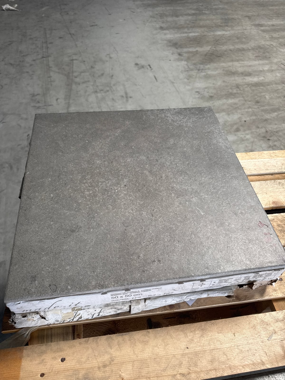 Nieuwe vloertegels 50x50 cm, 3m2, Doe-het-zelf en Verbouw, Tegels, Ophalen, 40 tot 60 cm, Keramiek, Nieuw