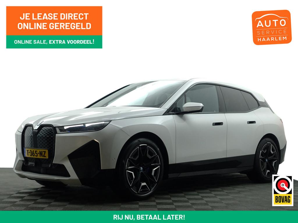 BMW iX xDrive40 M Sport Plus 77 kWh- Stoelmassage, Harman Ka, Automaat, Gebruikt, Met garantie (alle), Wit