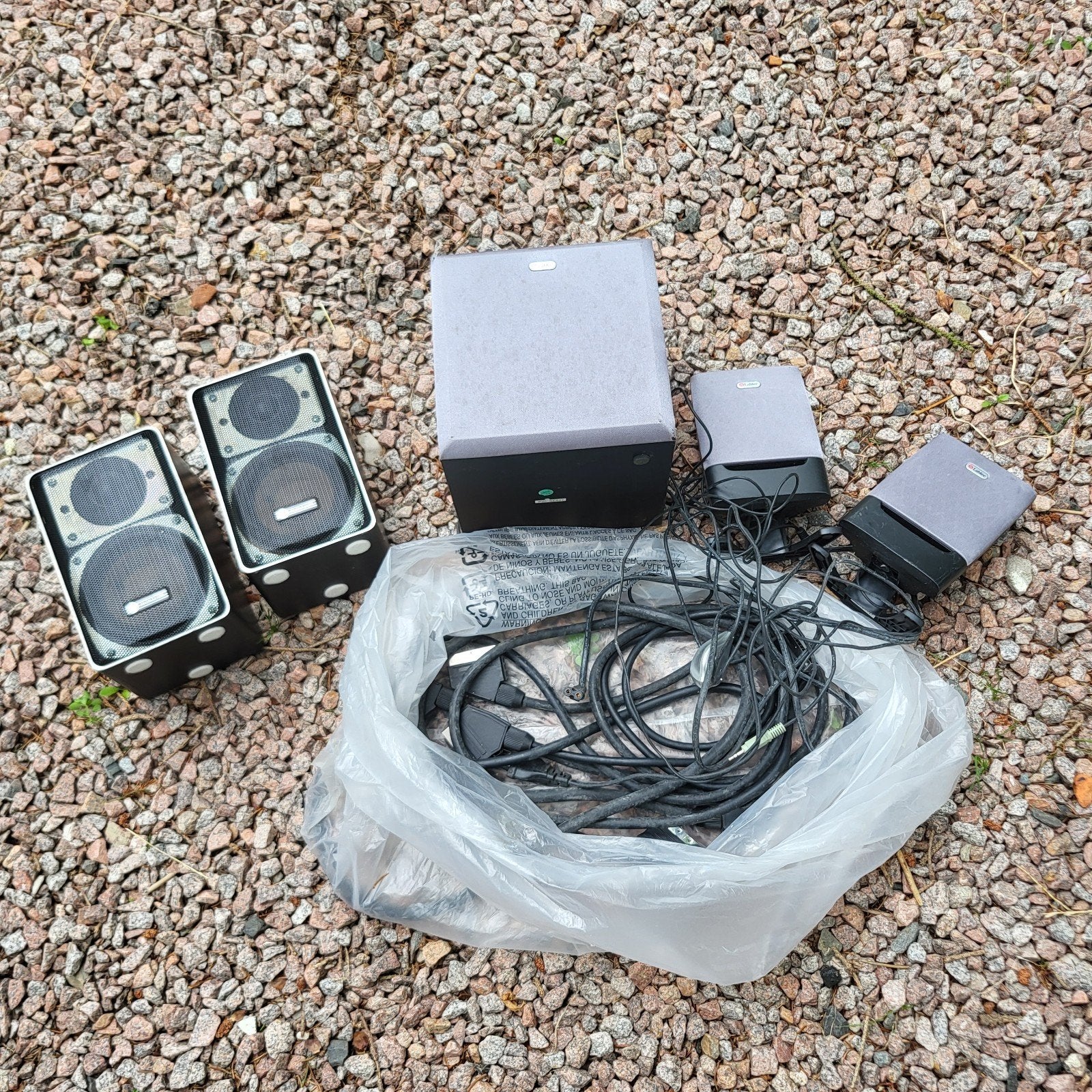 Diverse speakers en subwoofer set - Gebruikt, Gebruikt, Inclusief kabels, Subwoofer, Minder dan 60 watt