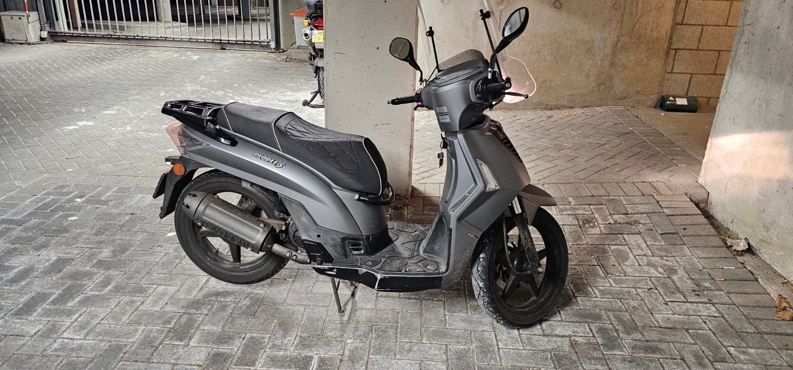 Kymco People S uit 2017 - Nette scooter, Fietsen en Brommers, Scooters | Kymco, Ophalen of Verzenden, Gebruikt, Benzine, People S