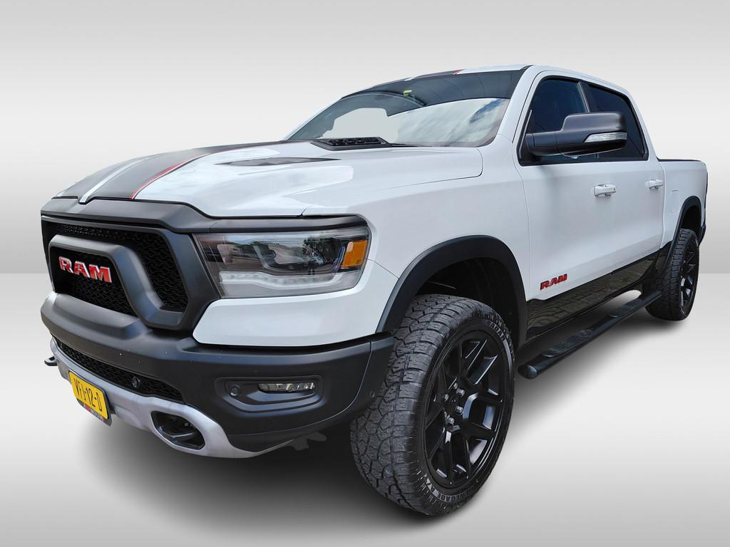 Dodge Ram 1500 5.7 V8 4x4 Crew Cab Longhorn /HEMI/REBEL, Auto's, Dodge, Automaat, Gebruikt, 5654 cc, 2461 kg