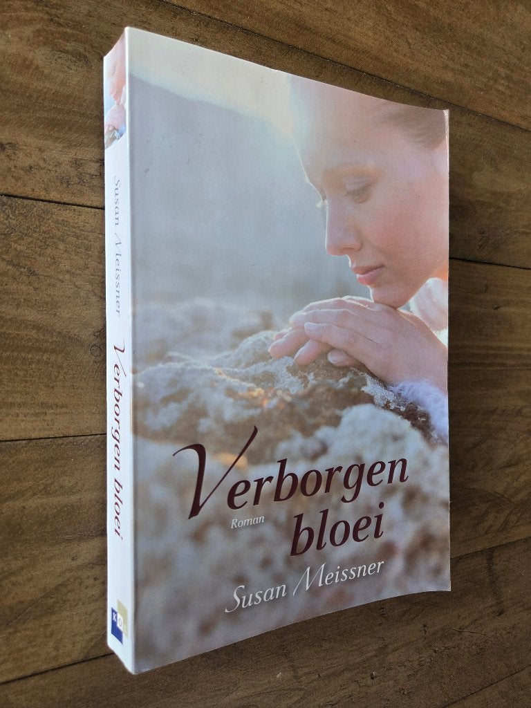 Verborgen bloei - Susan Meissner (christelijke roman), Ophalen of Verzenden, Zo goed als nieuw