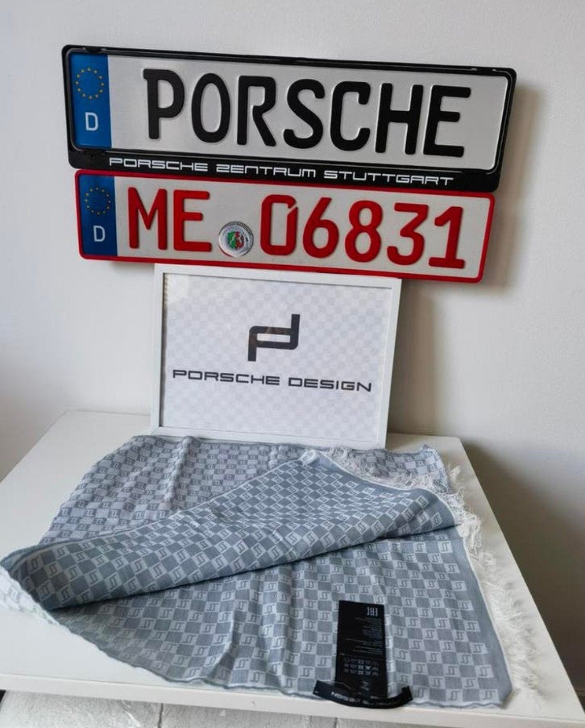 Als nieuw origineel porsche design sjaal 

Unisex 

Meer, Kleding | Dames, Mutsen, Sjaals en Handschoenen, Maat 38/40 (M), Porsche design