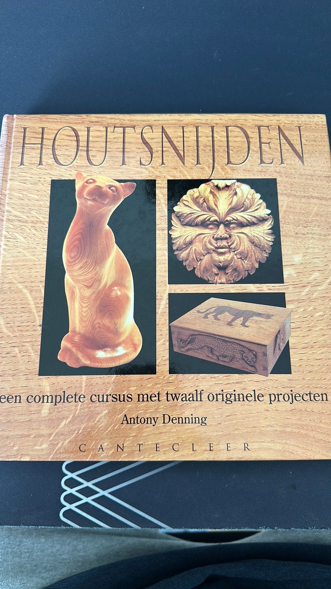 A. Denning - Houtsnijden, Ophalen of Verzenden, Zo goed als nieuw, A. Denning