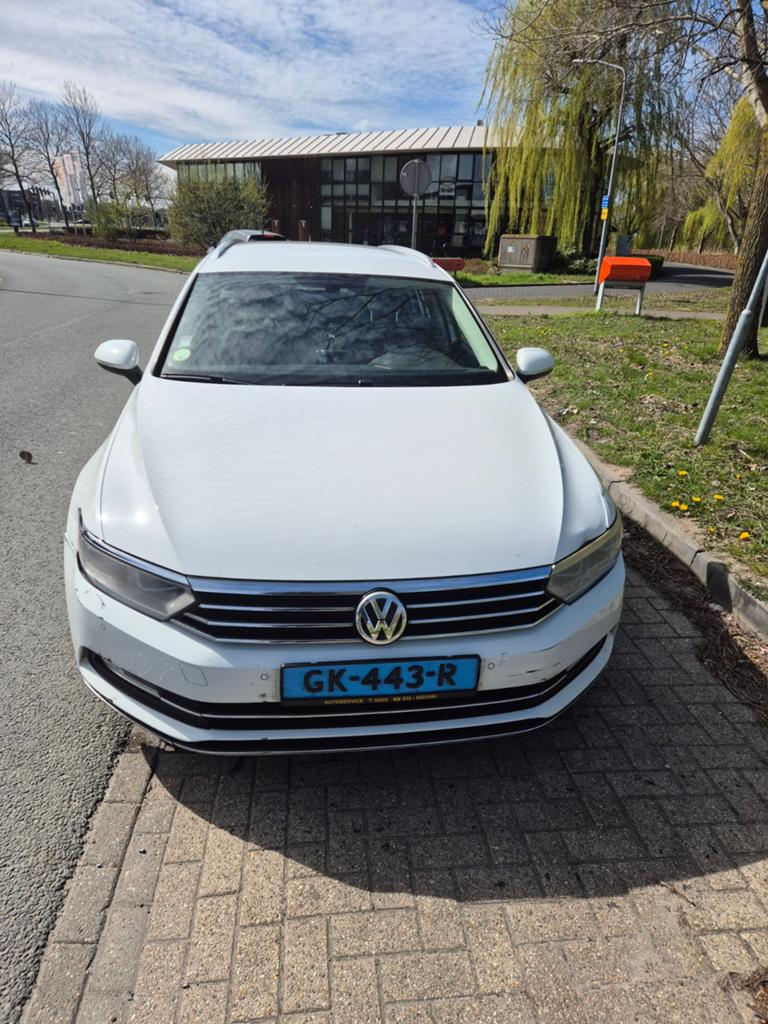 Volkswagen Passat 1.6 TDI 88KW BMT Variant 2015 Wit, Auto's, Volkswagen, Particulier, Passat, Diesel, Euro 6, B, Stationwagon