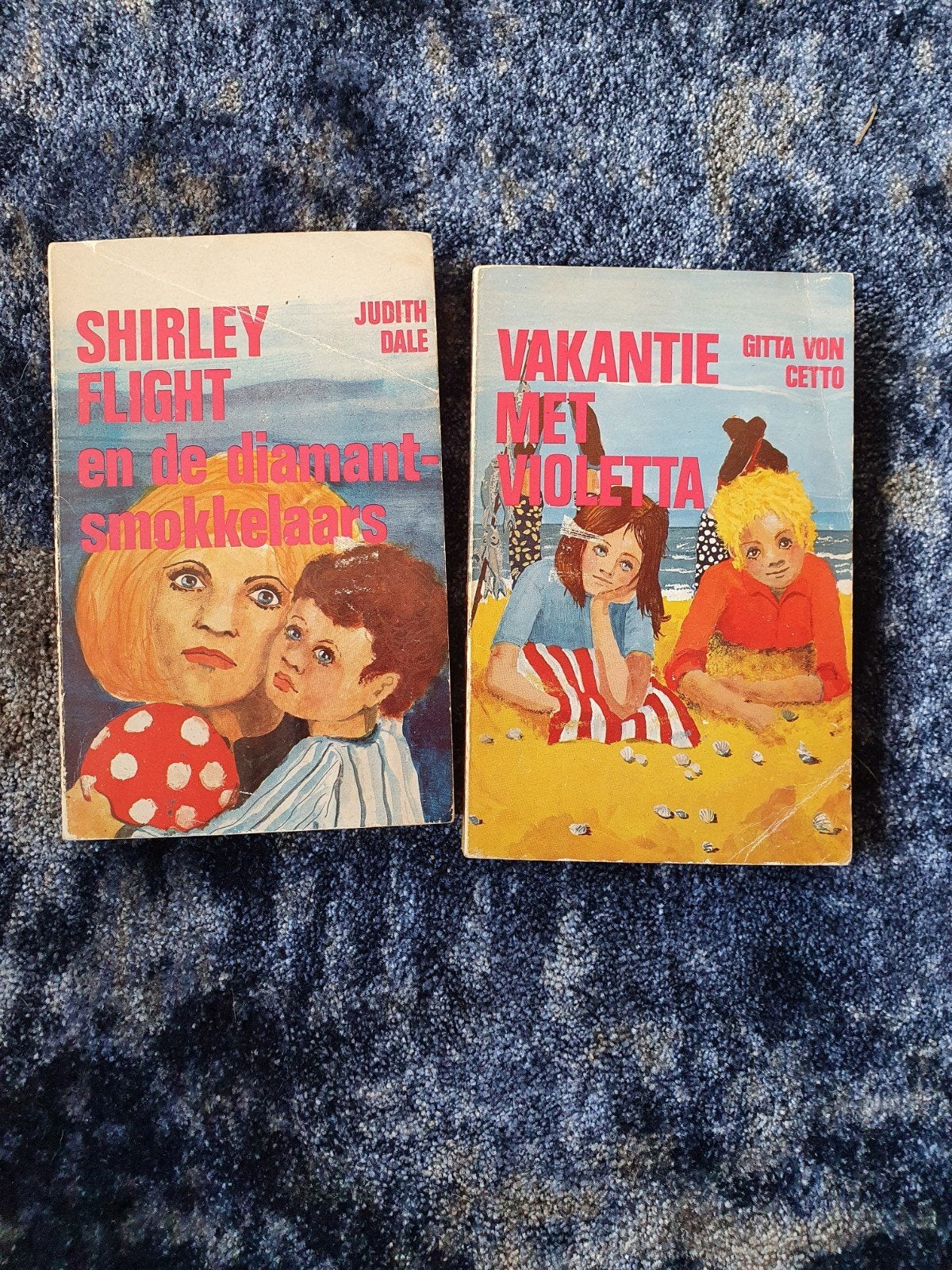 2 meisjes boeken, Boeken, Ophalen of Verzenden, Gelezen