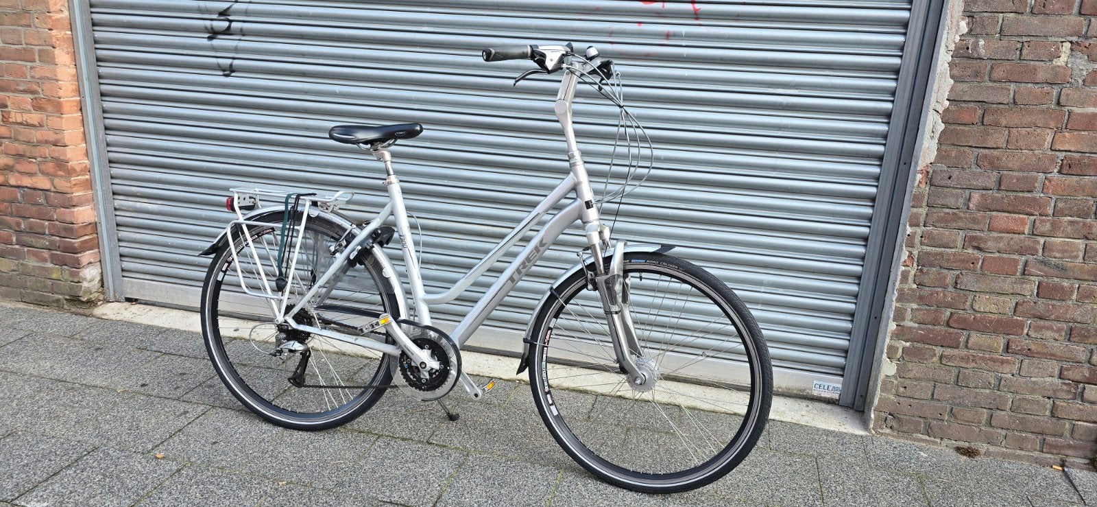 Nette Trek dames fiets in goed staat, Gebruikt, Versnellingen, 56 cm of meer, Ophalen