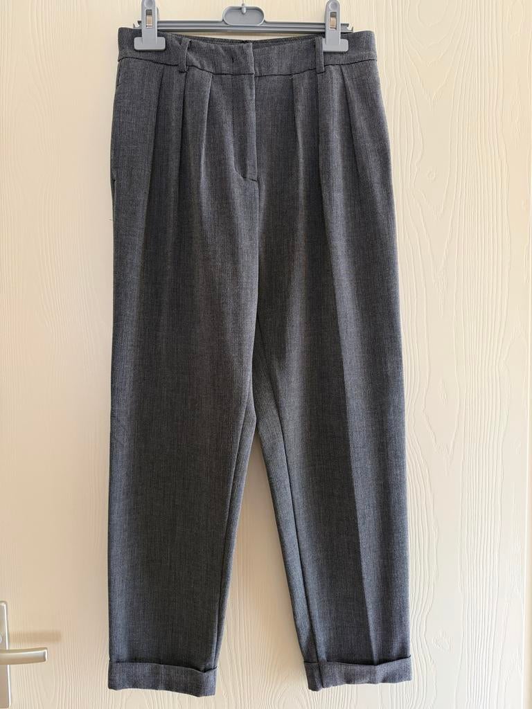 Benetton 7/8 lengte broek maat 38 (valt klein), Ophalen of Verzenden, Driekwart, Maat 36 (S), Grijs