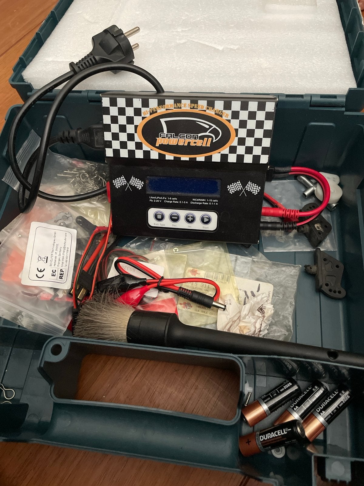 Lipo lader Falcon powercell, Hobby en Vrije tijd, Gebruikt, Schaal 1:10, Onderdeel, Overige typen