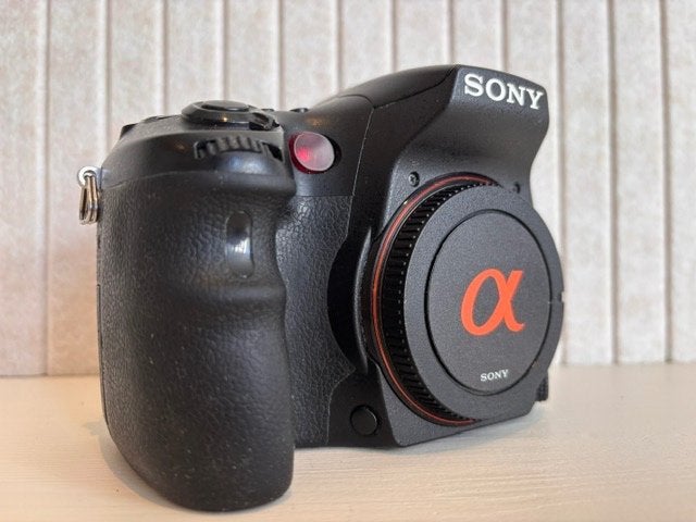 Sony Alpha A77 spiegelreflexcamera, Accu, Spiegelreflex, Ophalen of Verzenden, 24 megapixels