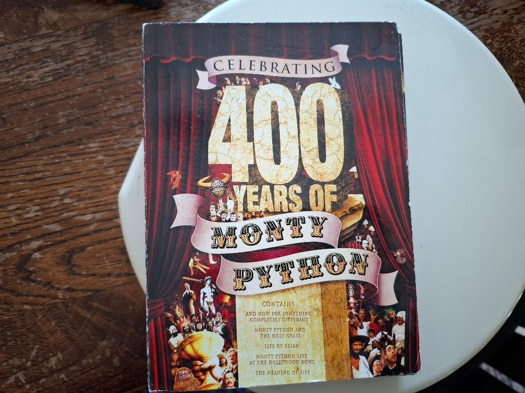 Monty Python 5 dvd set, Alle leeftijden, Ophalen of Verzenden, Zo goed als nieuw