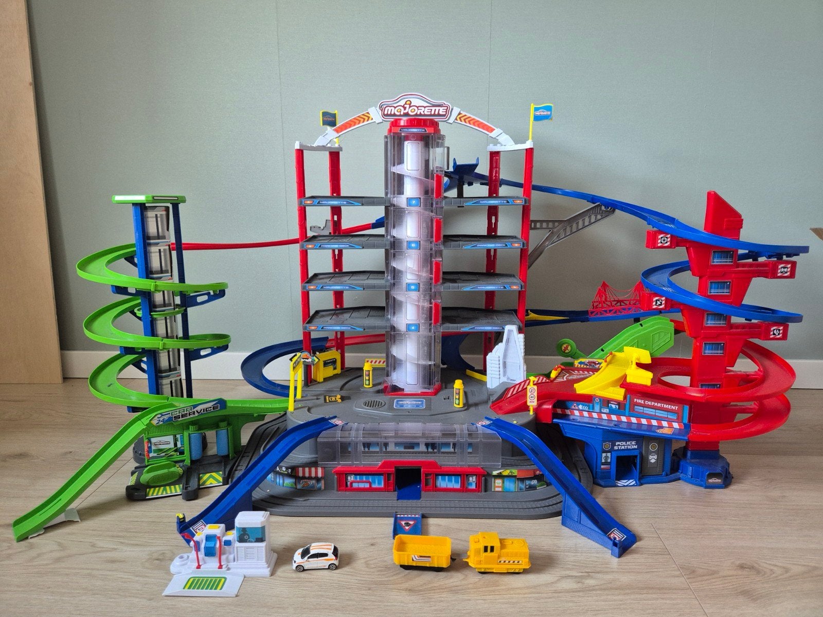 Majorette Super City Garage - Grote Parkeergarage Speelset, Ophalen, Zo goed als nieuw