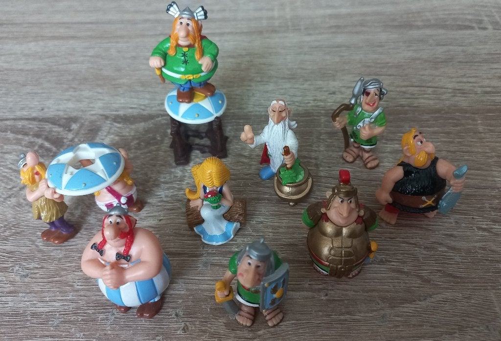 Diverse Asterix kindersurprise figuurtjes, Ophalen of Verzenden, Zo goed als nieuw