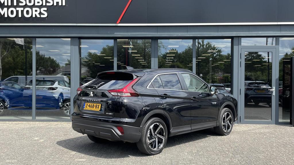 Mitsubishi Eclipse Cross 2.4 PHEV Intense | Stoelverwarming, Auto's, Mitsubishi, Automaat, 188 pk, 4 cilinders, Met garantie (alle)