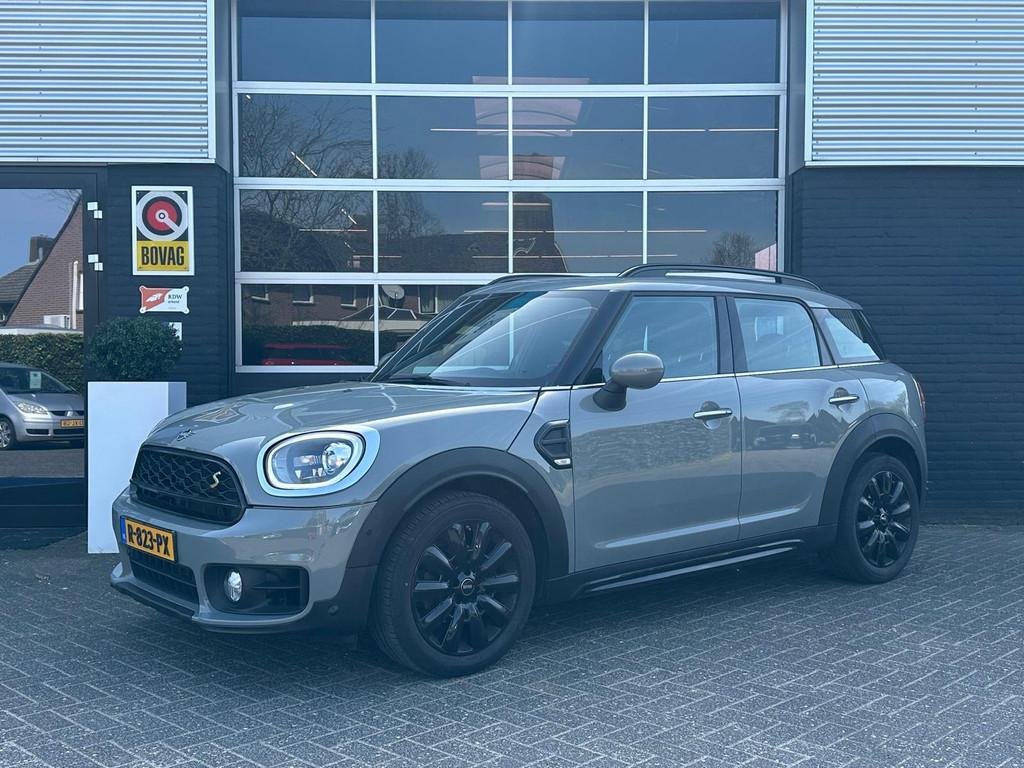 MINI Countryman 1.5 Dutch Made Edition Automaat, Pano, Navi,, Navigatiesysteem, Gebruikt, Countryman, Leder en Stof