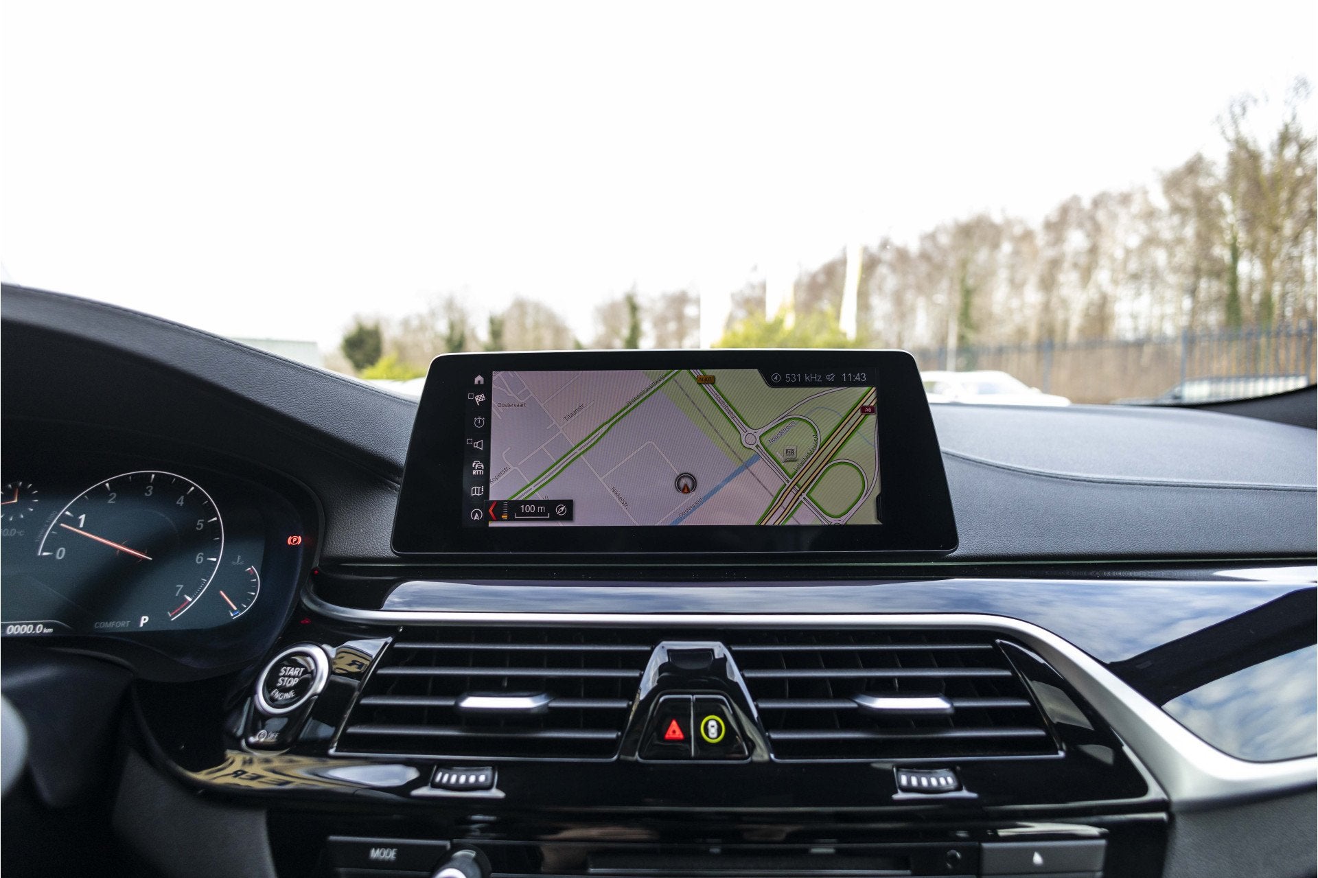 Foto 38 van BMW 5 Serie Touring 520i High Executive