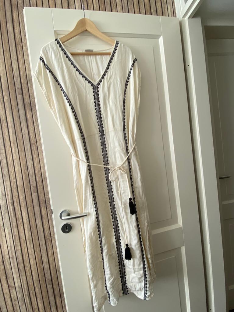 Mooie jurk Vila!, Kleding | Dames, Maat 38/40 (M), Beige, Ophalen of Verzenden, Zo goed als nieuw